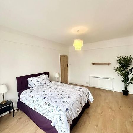 4 Bed House In Daneby Road,Se6 Βίλα Catford Εξωτερικό φωτογραφία