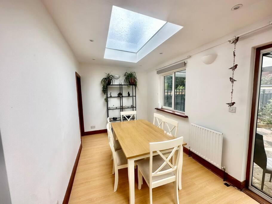 4 Bed House In Daneby Road,Se6 Βίλα Catford Εξωτερικό φωτογραφία