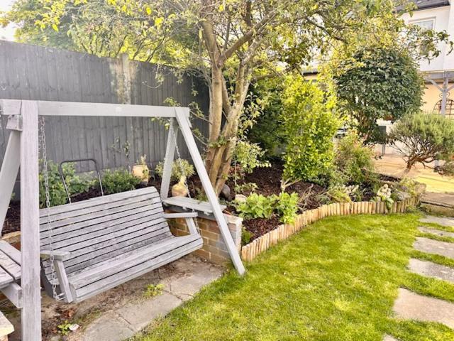 4 Bed House In Daneby Road,Se6 Βίλα Catford Εξωτερικό φωτογραφία